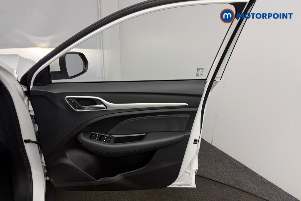 Mg Motor Uk ZS Exclusive Manual Petrol SUV - Stock Number (1615274) - 18th supplementary image