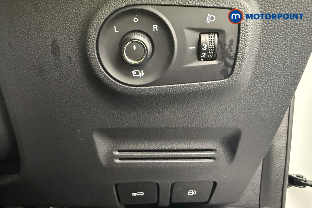 Mg Motor Uk ZS Exclusive Manual Petrol SUV - Stock Number (1615274) - 29th supplementary image