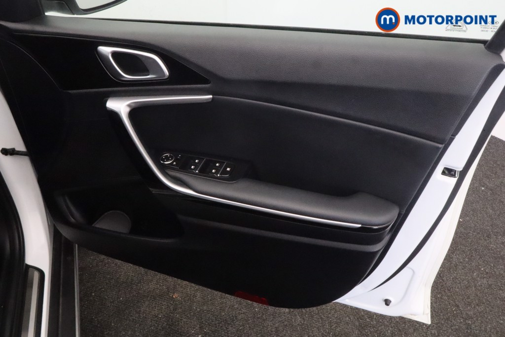 KIA Xceed 3 Manual Petrol Hatchback - Stock Number (1615485) - 21st supplementary image