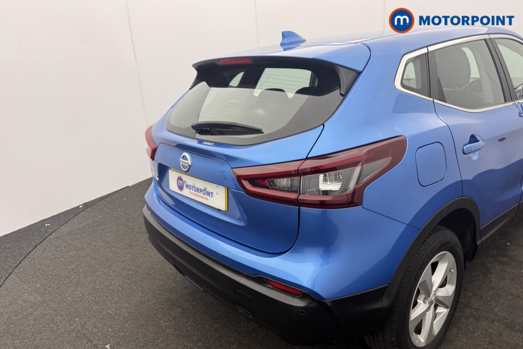 Nissan Qashqai Acenta Premium Manual Petrol SUV - Stock Number (1615817) - 6th supplementary image