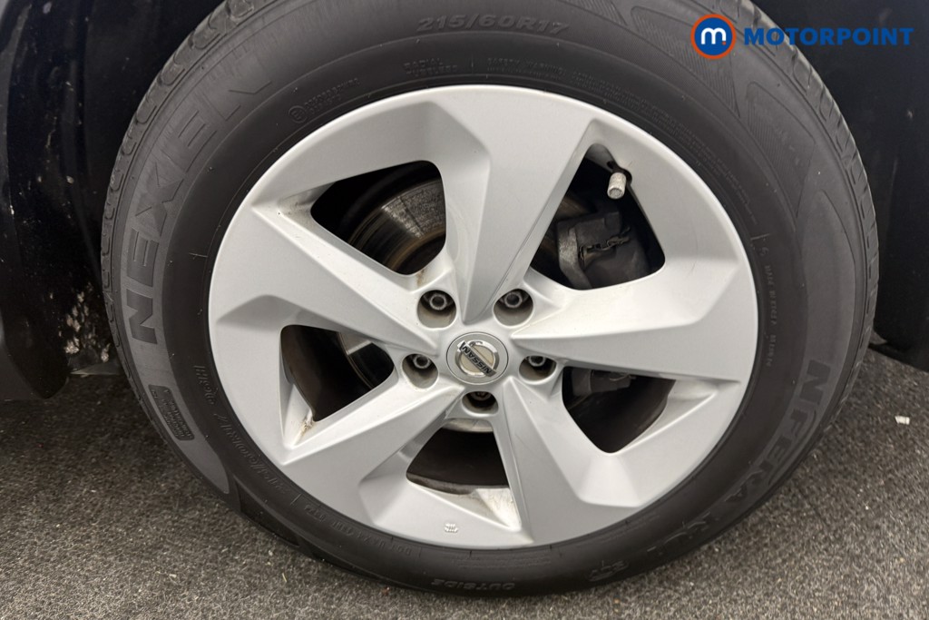 Nissan Qashqai Acenta Premium Manual Petrol SUV - Stock Number (1615817) - 24th supplementary image