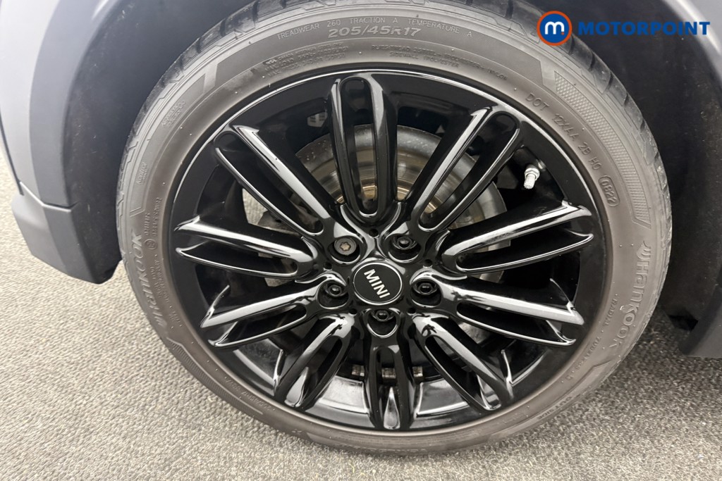 Mini Hatchback Cooper S Exclusive Manual Petrol Hatchback - Stock Number (1615862) - 5th supplementary image