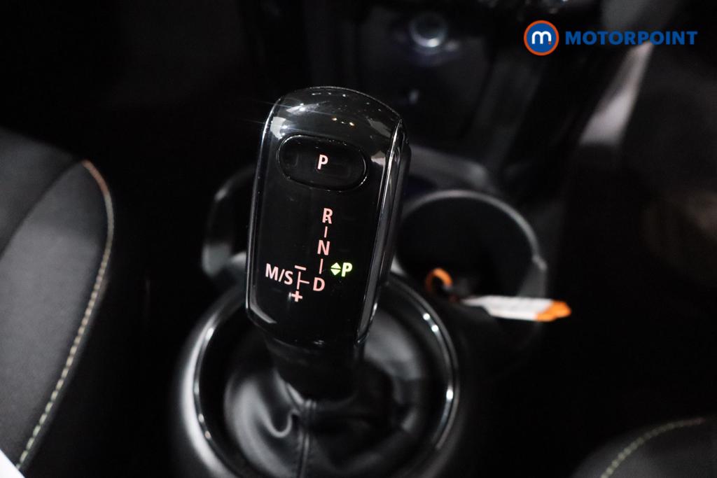 Mini Hatchback Cooper Classic Automatic Petrol Hatchback - Stock Number (1616714) - 4th supplementary image