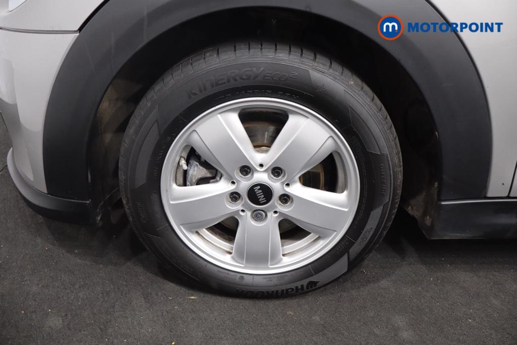 Mini Hatchback Cooper Classic Automatic Petrol Hatchback - Stock Number (1616714) - 17th supplementary image