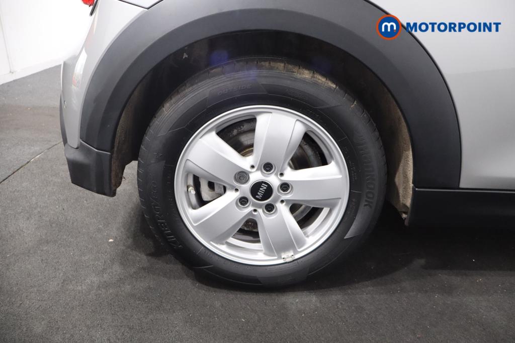 Mini Hatchback Cooper Classic Automatic Petrol Hatchback - Stock Number (1616714) - 19th supplementary image