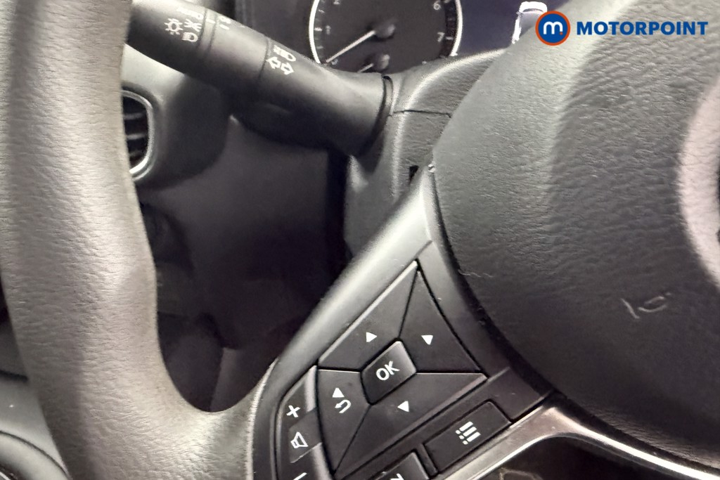 Nissan Juke Acenta Premium Manual Petrol SUV - Stock Number (1616720) - 14th supplementary image