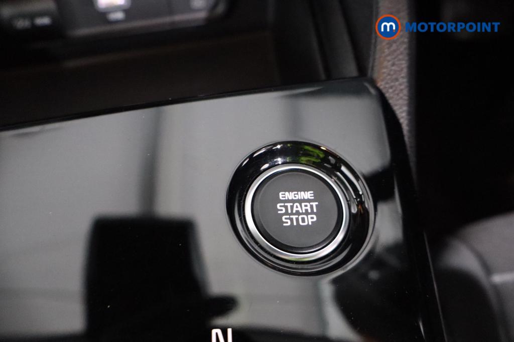 KIA Sportage 3 Automatic Petrol-Electric Hybrid SUV - Stock Number (1616747) - 4th supplementary image