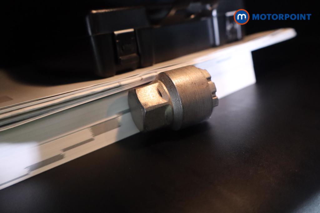 KIA Sportage 3 Automatic Petrol-Electric Hybrid SUV - Stock Number (1616747) - 16th supplementary image