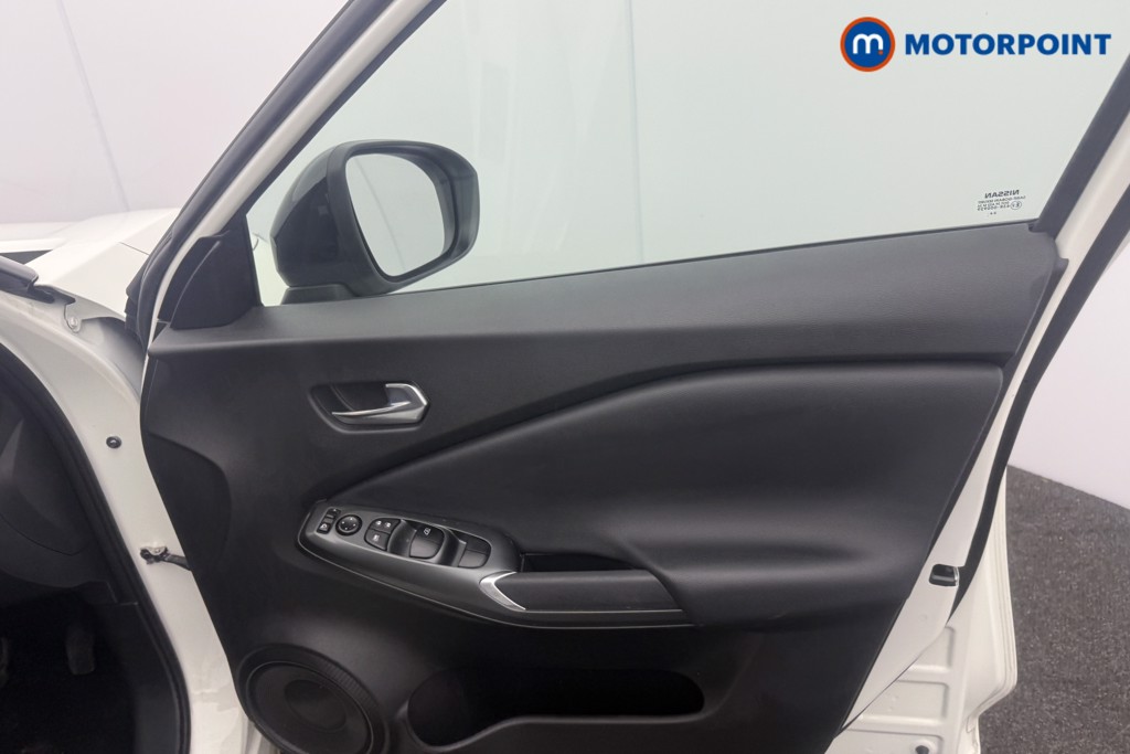 Nissan Juke Acenta Premium Manual Petrol SUV - Stock Number (1616752) - 10th supplementary image