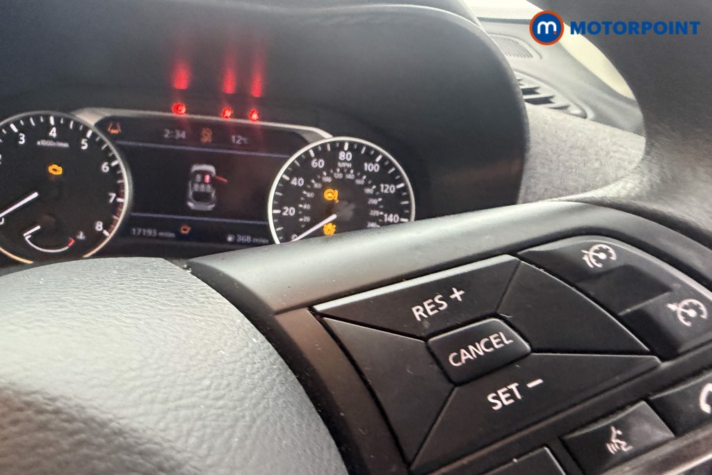 Nissan Juke Acenta Premium Manual Petrol SUV - Stock Number (1616752) - 13th supplementary image