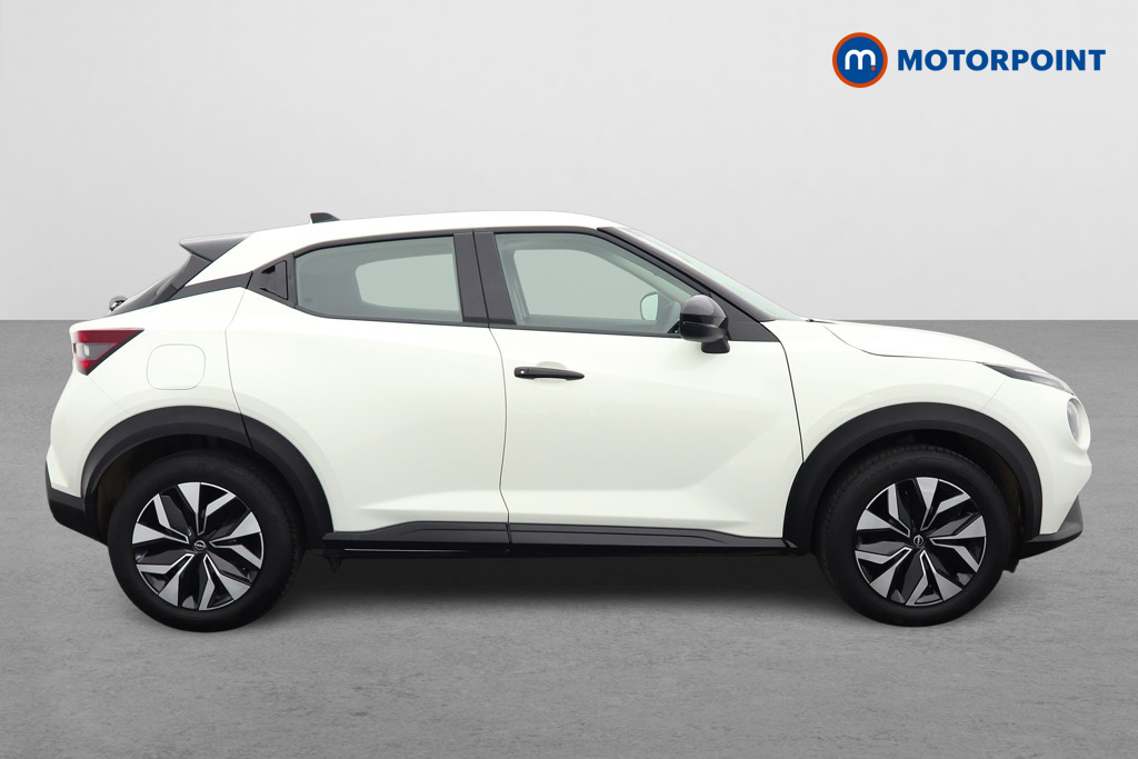 Nissan Juke Acenta Premium Manual Petrol SUV - Stock Number (1616752) - Drivers side