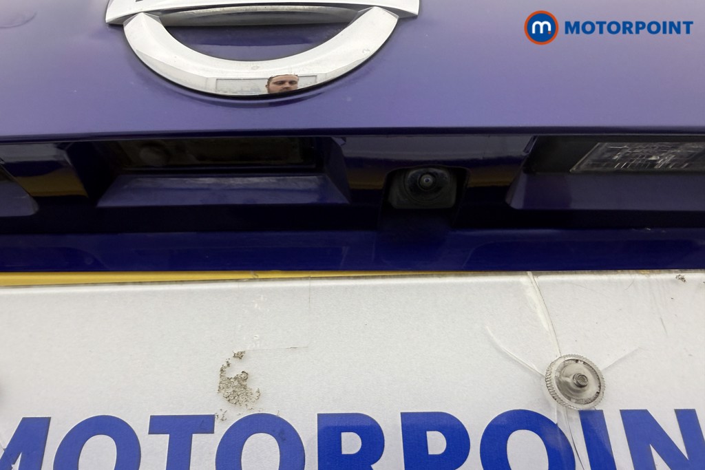 Nissan Qashqai N-Connecta Manual Diesel SUV - Stock Number (1616817) - 2nd supplementary image