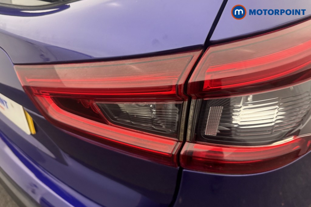 Nissan Qashqai N-Connecta Manual Diesel SUV - Stock Number (1616817) - 6th supplementary image