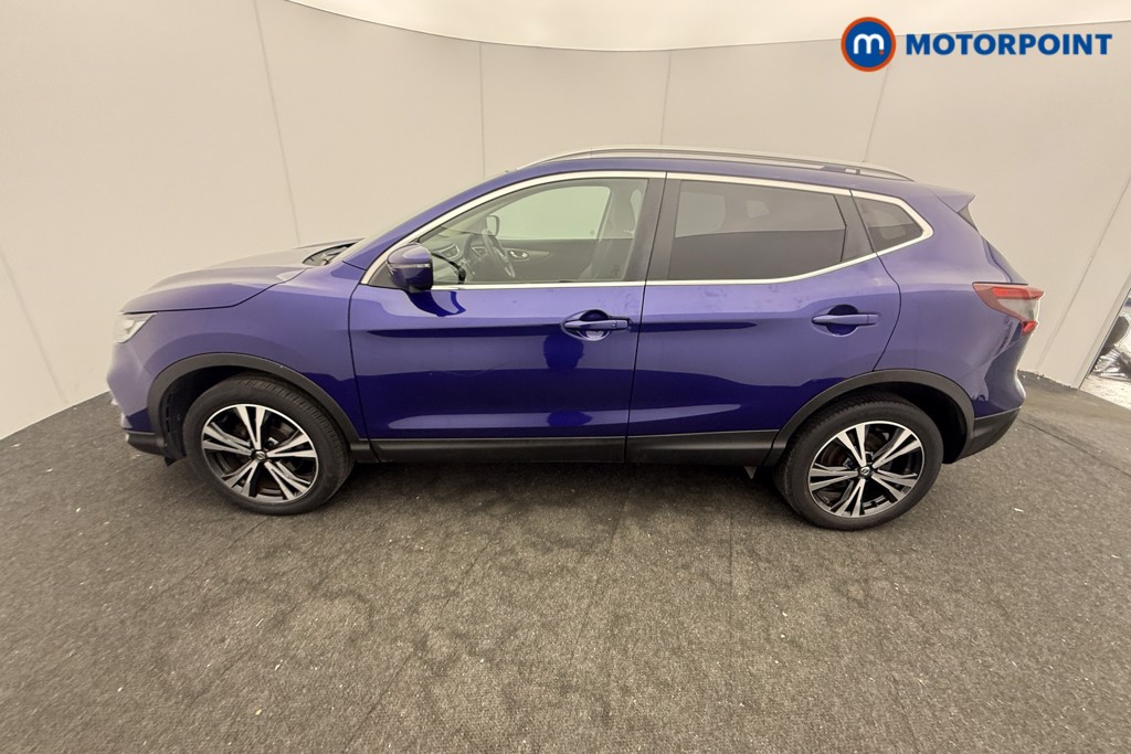 Nissan Qashqai N-Connecta Manual Diesel SUV - Stock Number (1616817) - 26th supplementary image