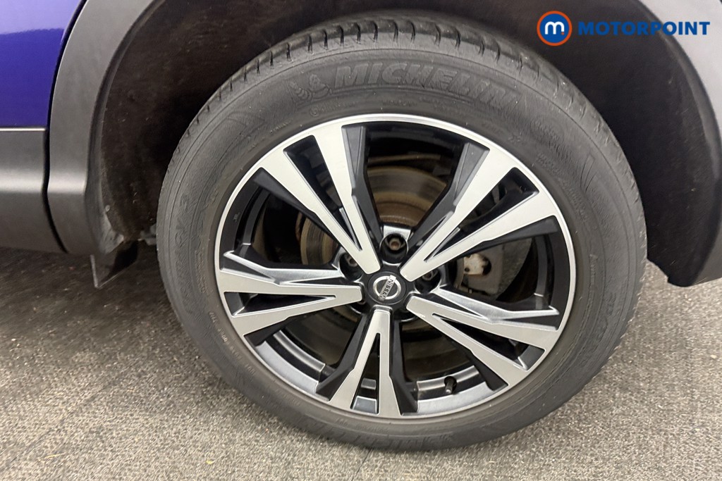 Nissan Qashqai N-Connecta Manual Diesel SUV - Stock Number (1616817) - 28th supplementary image