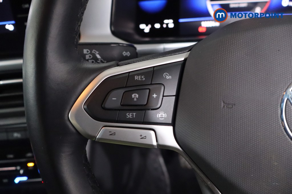 Volkswagen T-Roc Life Manual Petrol SUV - Stock Number (1617054) - 7th supplementary image