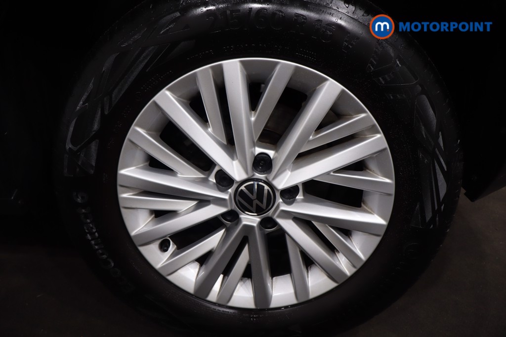 Volkswagen T-Roc Life Manual Petrol SUV - Stock Number (1617054) - 12th supplementary image