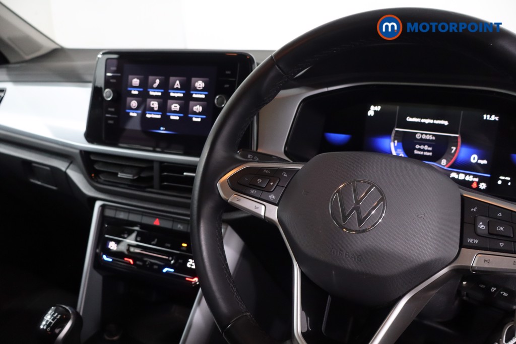 Volkswagen T-Roc Life Manual Petrol SUV - Stock Number (1617054) - 21st supplementary image