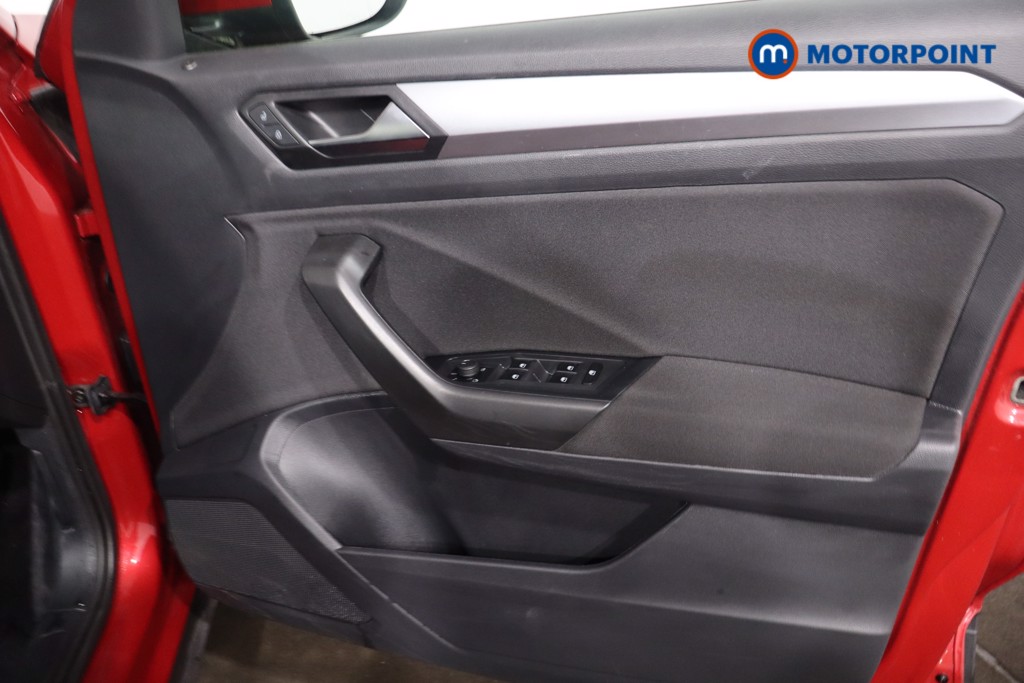 Volkswagen T-Roc Life Manual Petrol SUV - Stock Number (1617054) - 24th supplementary image