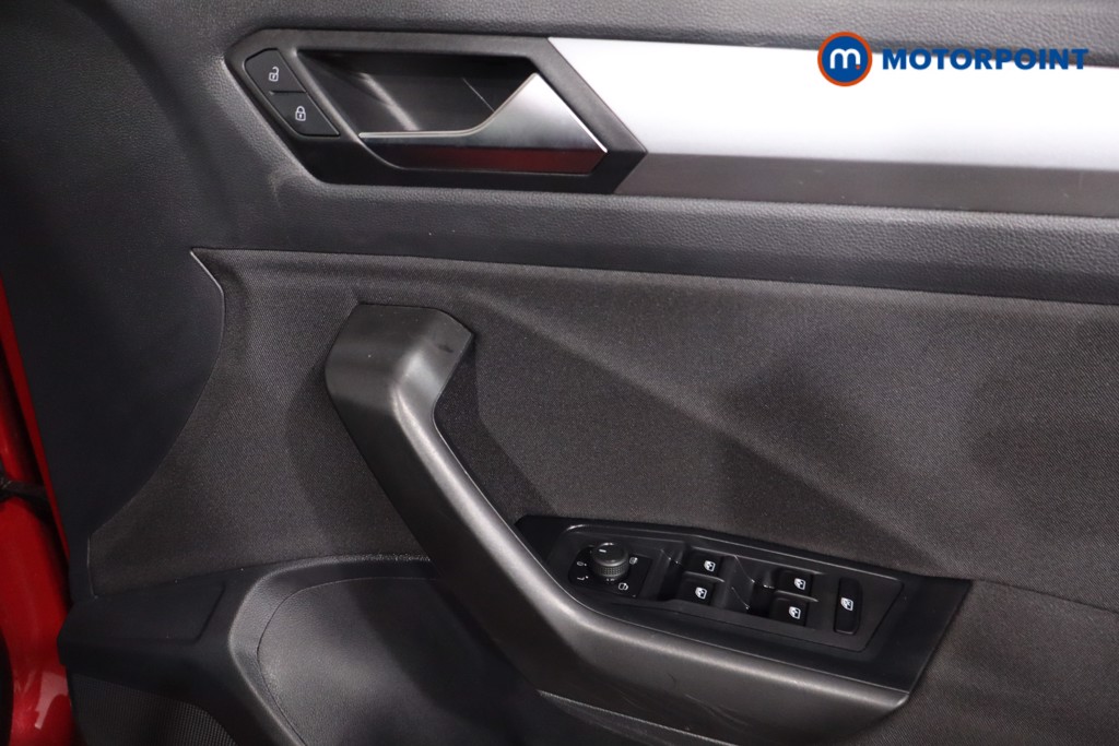 Volkswagen T-Roc Life Manual Petrol SUV - Stock Number (1617054) - 25th supplementary image