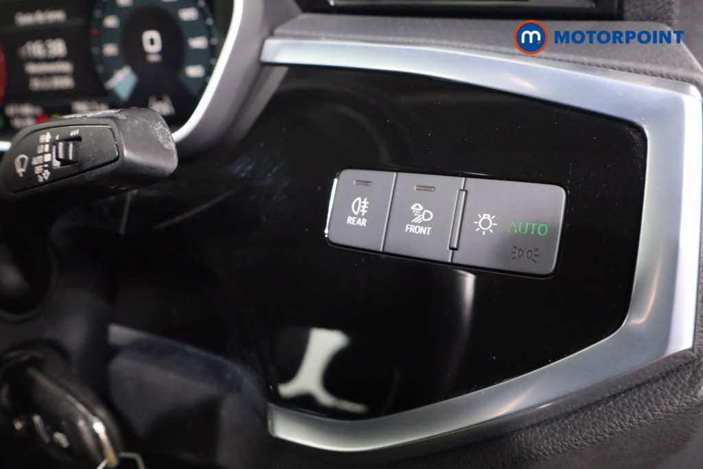 Audi Q3 Sport Manual Petrol SUV - Stock Number (1617115) - 17th supplementary image