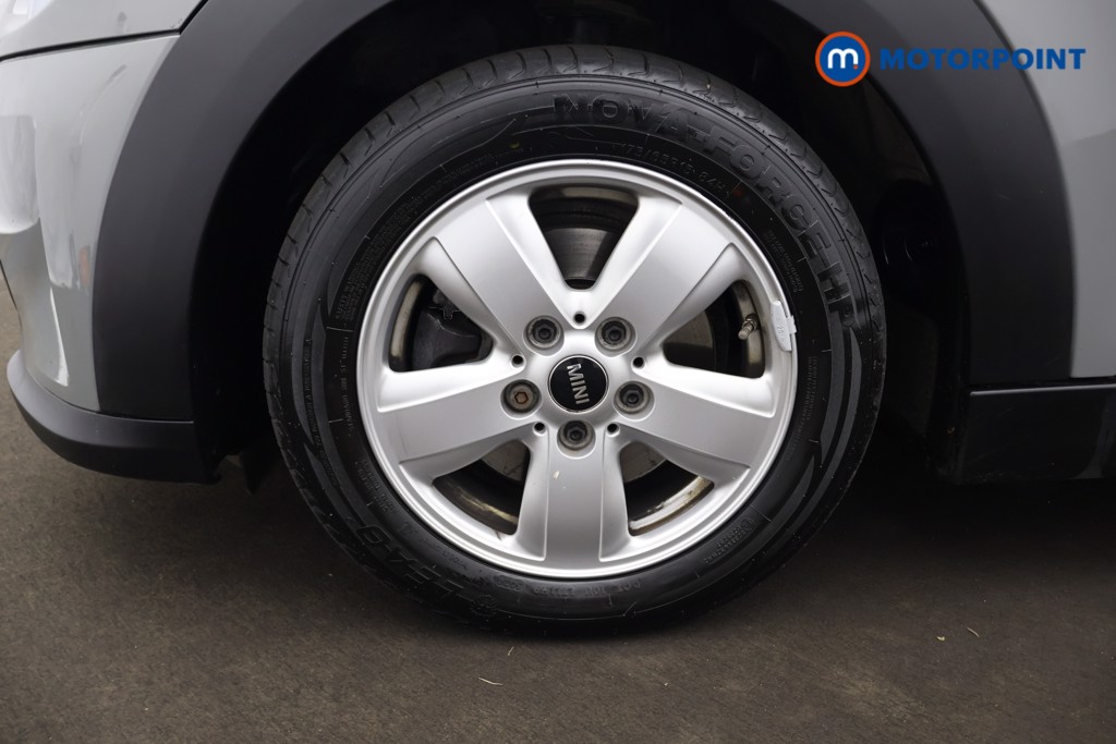 Mini Hatchback Cooper Classic Automatic Petrol Hatchback - Stock Number (1617153) - 4th supplementary image