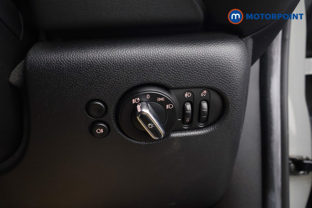 Mini Hatchback Cooper Classic Automatic Petrol Hatchback - Stock Number (1617153) - 10th supplementary image