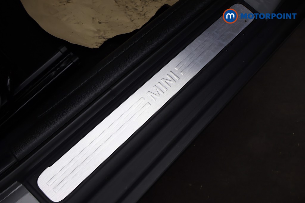 Mini Hatchback Cooper Classic Automatic Petrol Hatchback - Stock Number (1617153) - 21st supplementary image