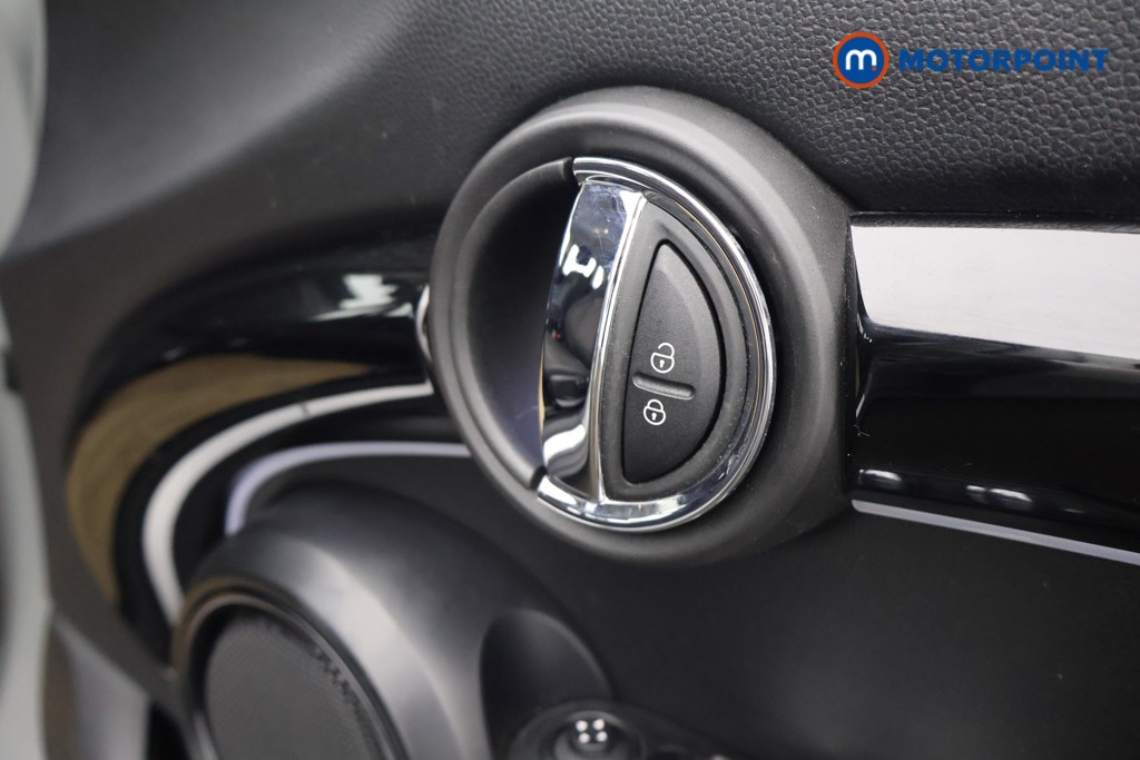 Mini Hatchback Cooper Classic Automatic Petrol Hatchback - Stock Number (1617153) - 23rd supplementary image