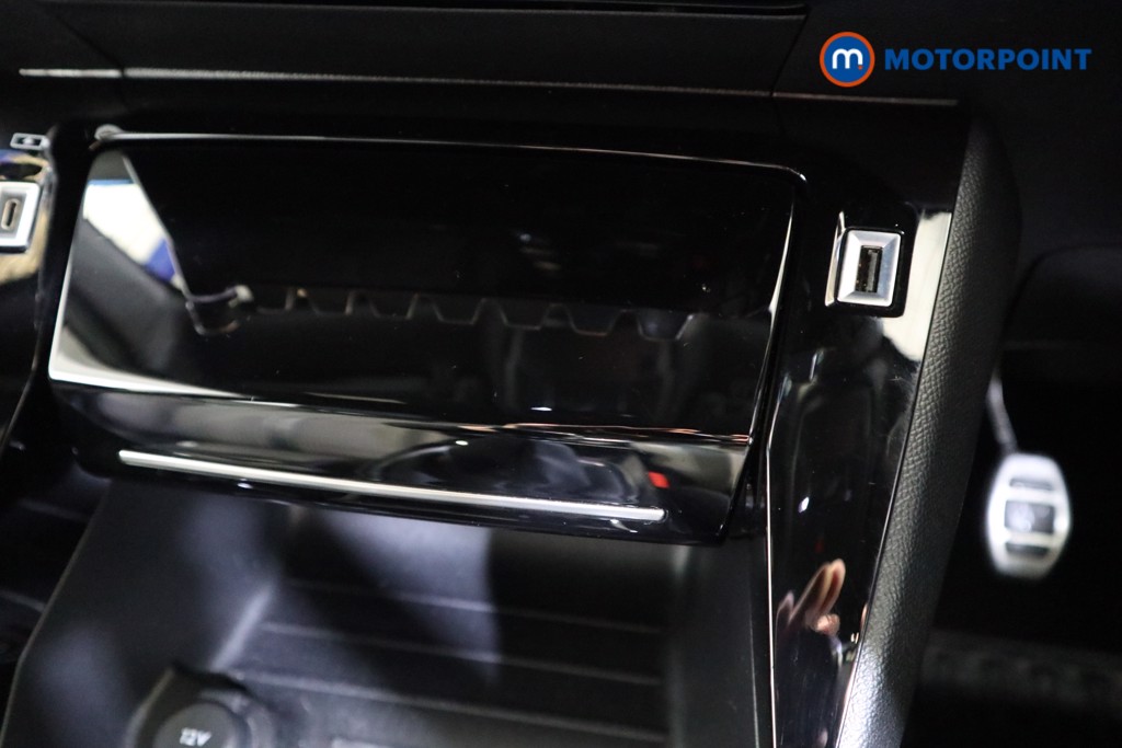 Peugeot 2008 GT Manual Petrol SUV - Stock Number (1617351) - 10th supplementary image