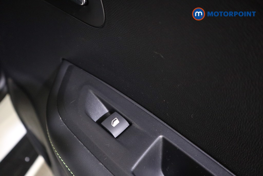 Peugeot 2008 GT Manual Petrol SUV - Stock Number (1617351) - 23rd supplementary image