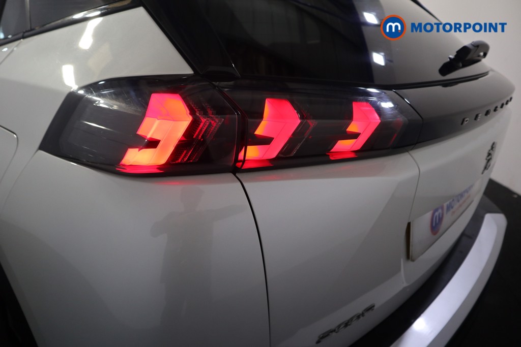 Peugeot 2008 GT Manual Petrol SUV - Stock Number (1617351) - 32nd supplementary image