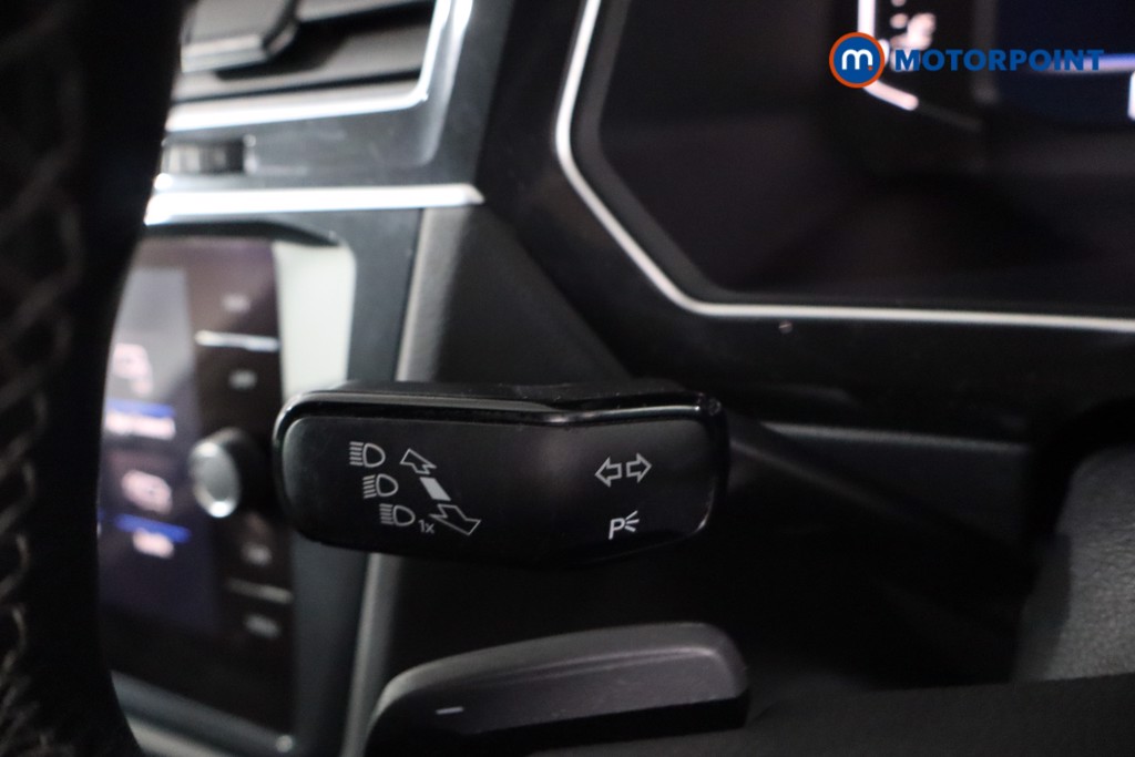 Volkswagen Tiguan R-Line Automatic Petrol SUV - Stock Number (1617639) - 14th supplementary image