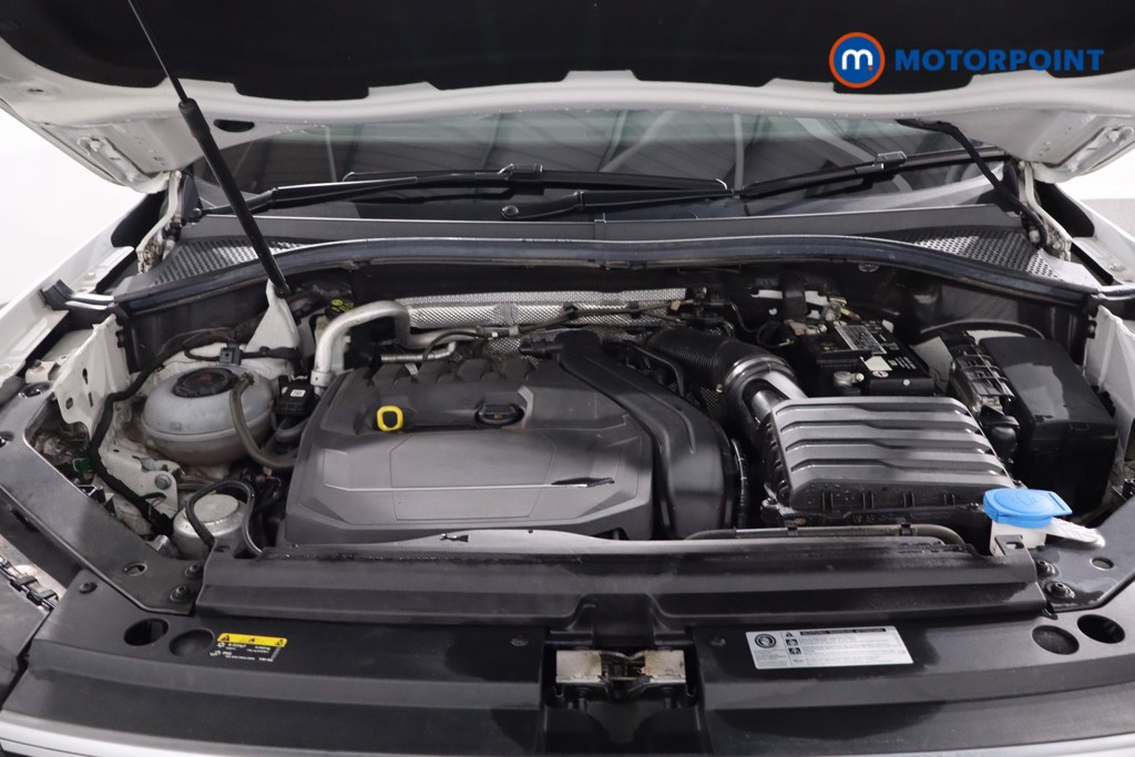 Volkswagen Tiguan R-Line Automatic Petrol SUV - Stock Number (1617639) - 36th supplementary image
