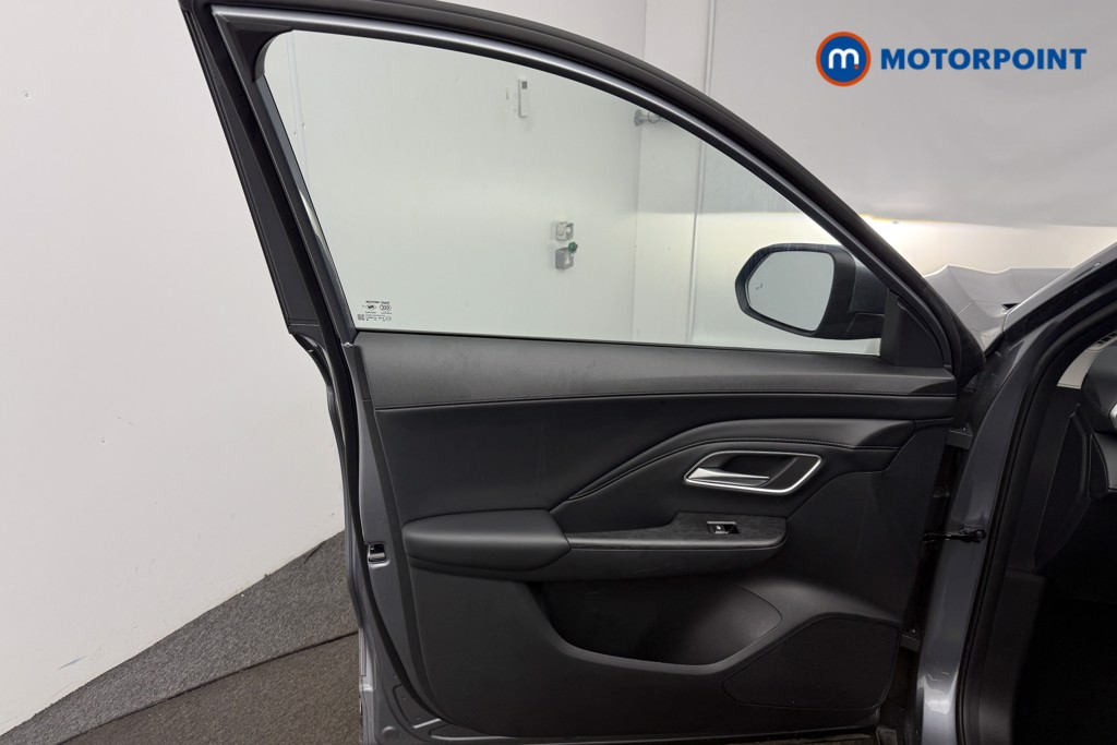 Mg Motor Uk ZS Trophy Automatic Petrol-Electric Hybrid SUV - Stock Number (1618213) - 4th supplementary image