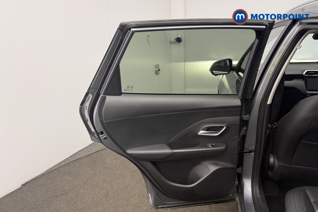 Mg Motor Uk ZS Trophy Automatic Petrol-Electric Hybrid SUV - Stock Number (1618213) - 7th supplementary image