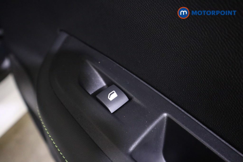 Peugeot 2008 GT Automatic Petrol SUV - Stock Number (1618492) - 21st supplementary image