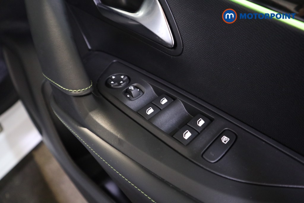 Peugeot 2008 GT Automatic Petrol SUV - Stock Number (1618494) - 17th supplementary image