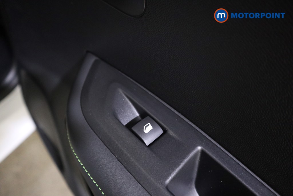 Peugeot 2008 GT Automatic Petrol SUV - Stock Number (1618510) - 19th supplementary image