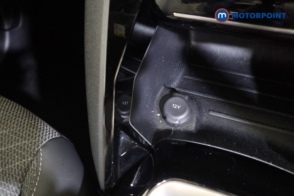 Peugeot 2008 Allure Manual Petrol SUV - Stock Number (1618732) - 10th supplementary image