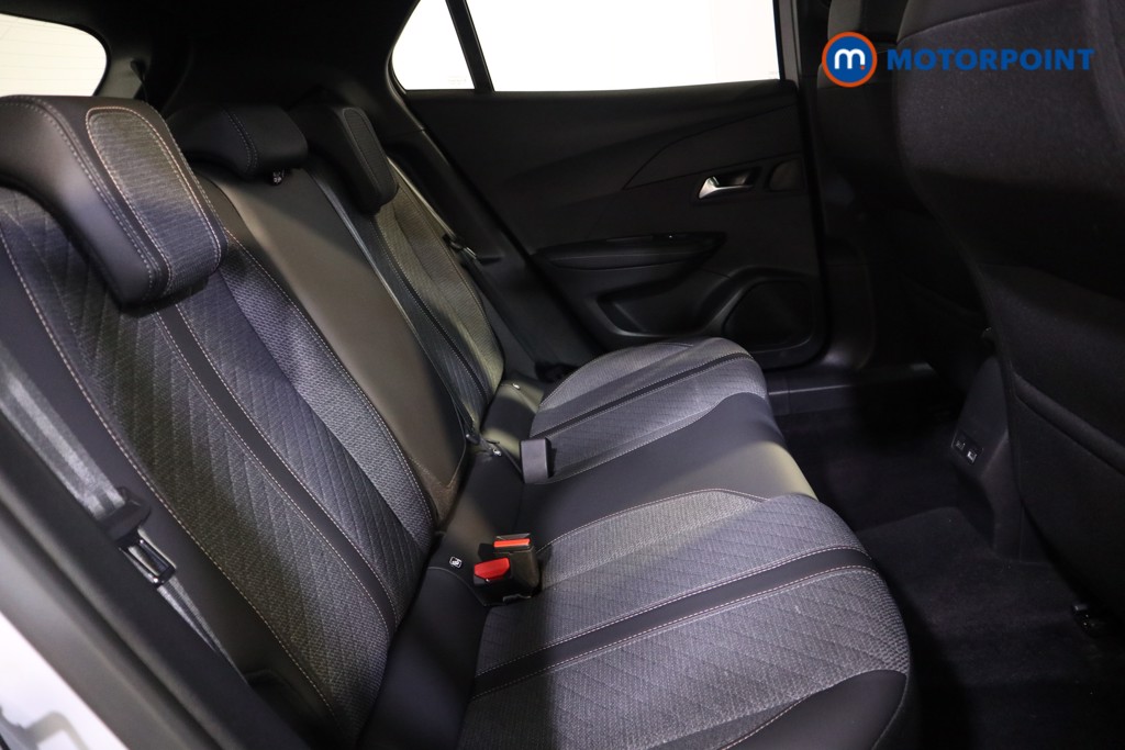 Peugeot 2008 Allure Manual Petrol SUV - Stock Number (1618732) - 16th supplementary image