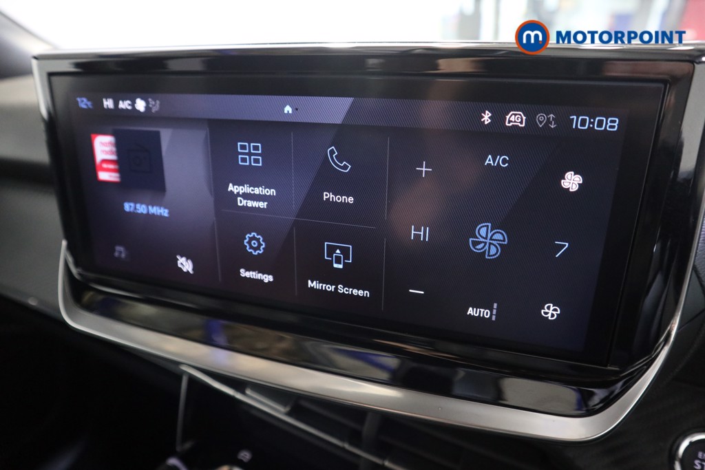 Peugeot 2008 Allure Manual Petrol SUV - Stock Number (1618922) - 7th supplementary image