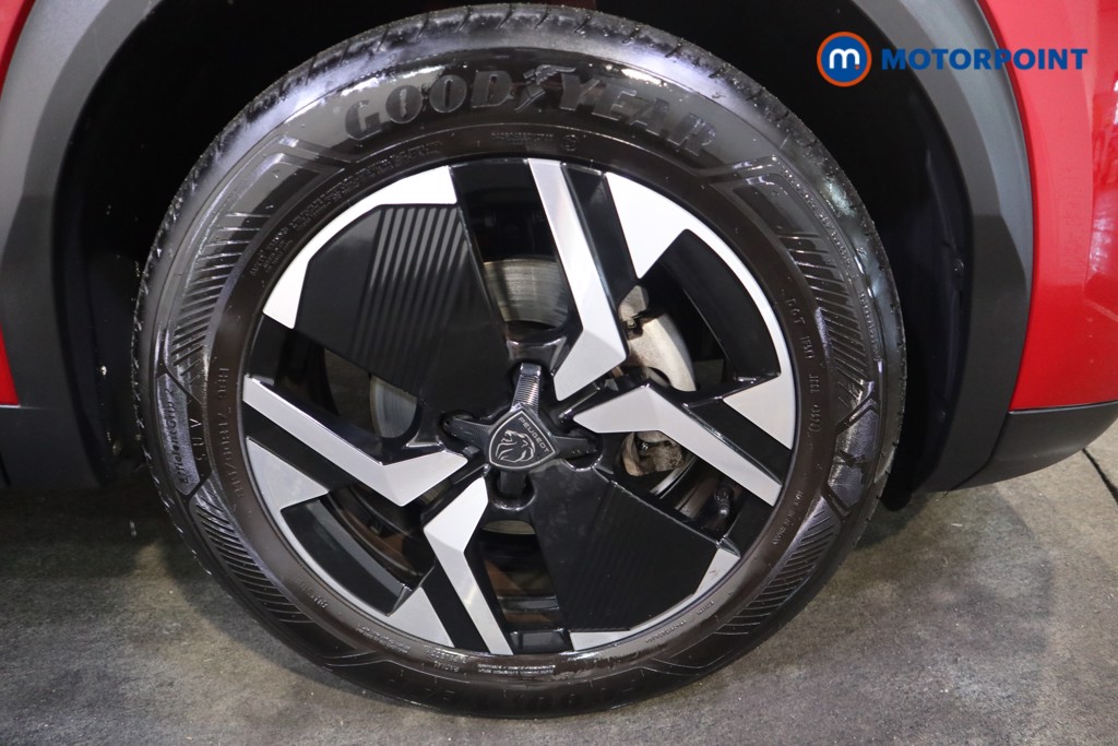 Peugeot 2008 Allure Manual Petrol SUV - Stock Number (1618922) - 21st supplementary image