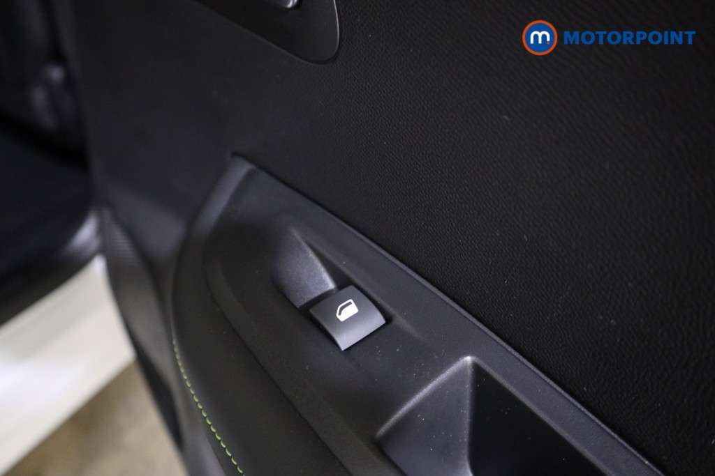 Peugeot 2008 GT Automatic Petrol SUV - Stock Number (1618923) - 22nd supplementary image