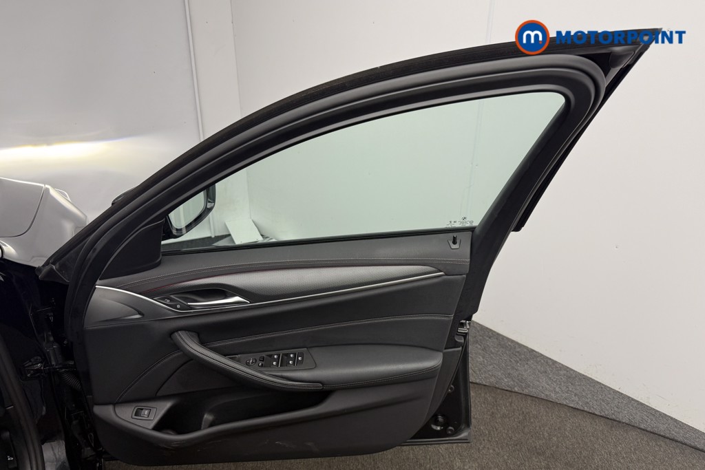 BMW 5 Series M Sport Automatic Diesel Estate - Stock Number (1619271) - 19th supplementary image