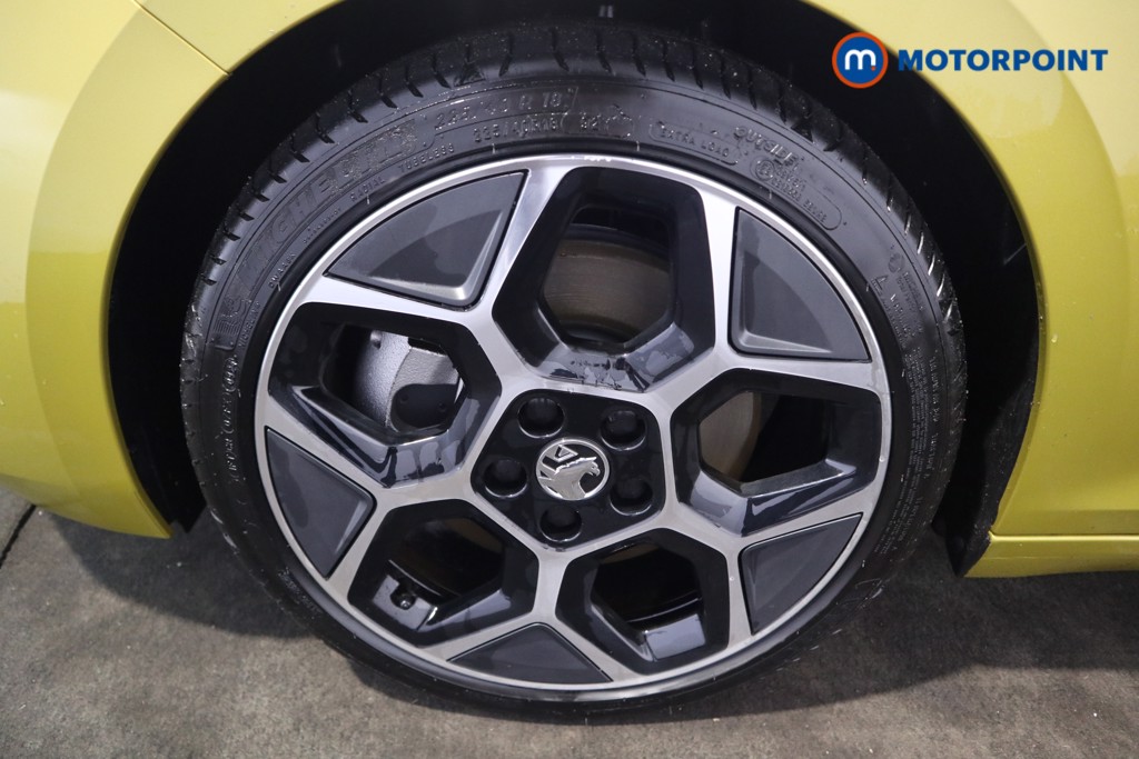 Vauxhall Astra Ultimate Automatic Petrol Plug-In Hybrid Hatchback - Stock Number (1619314) - 28th supplementary image