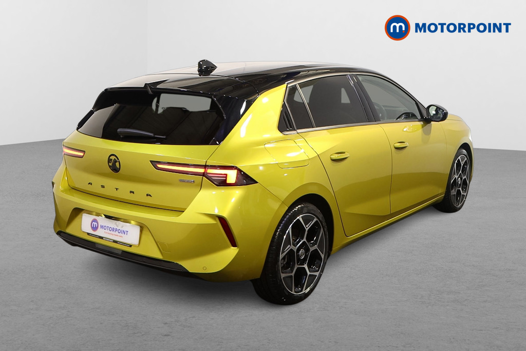 Vauxhall Astra Ultimate Automatic Petrol Plug-In Hybrid Hatchback - Stock Number (1619314) - Drivers side rear corner