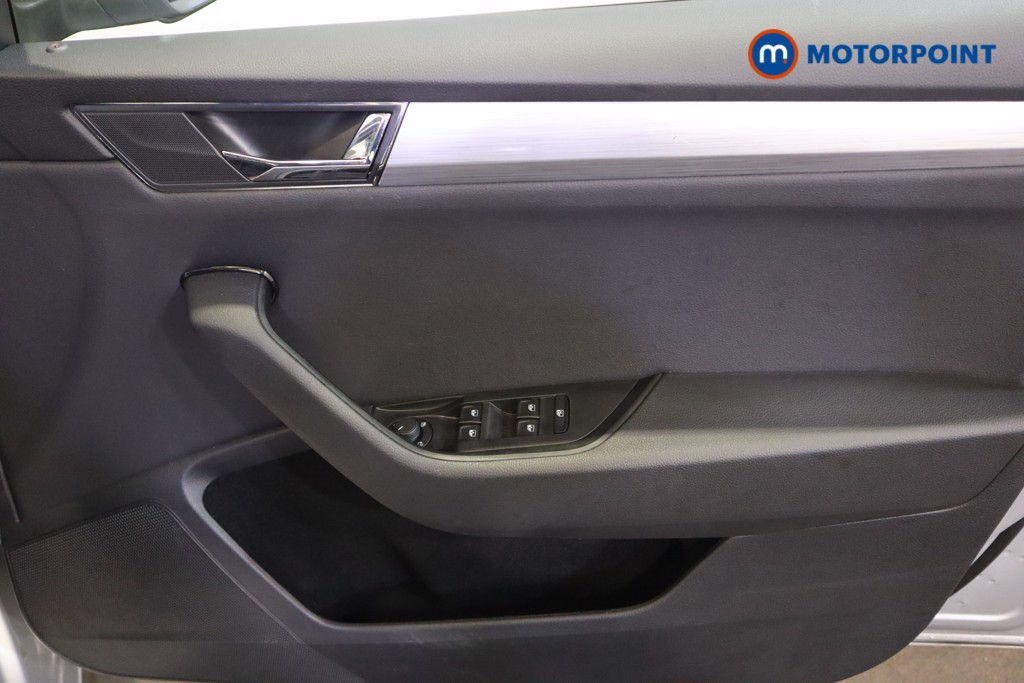 Skoda Superb SE Automatic Petrol Hatchback - Stock Number (1619425) - 13th supplementary image