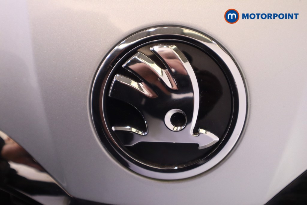 Skoda Superb SE Automatic Petrol Hatchback - Stock Number (1619425) - 38th supplementary image