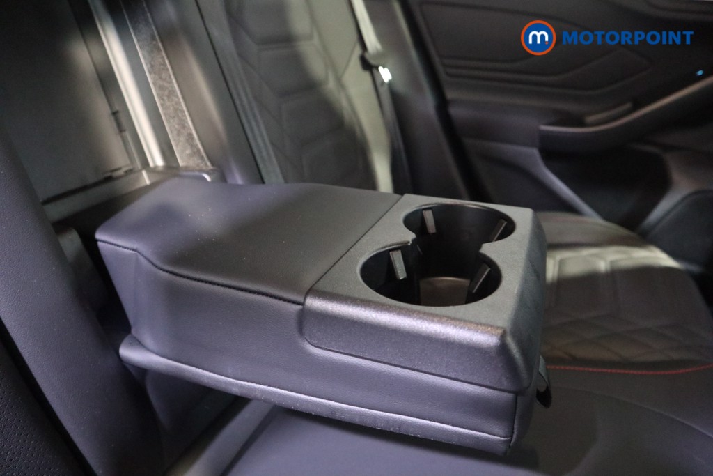 Ford Focus St-Line X Automatic Petrol Hatchback - Stock Number (1619499) - 20th supplementary image